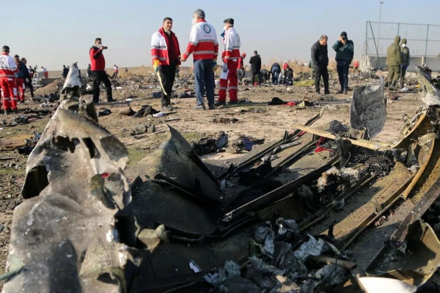 Иранские войска сбили Боинг-737. Крушение Боинг 737 на юге Китая. Катастрофа Boeing 737 под Тегераном.