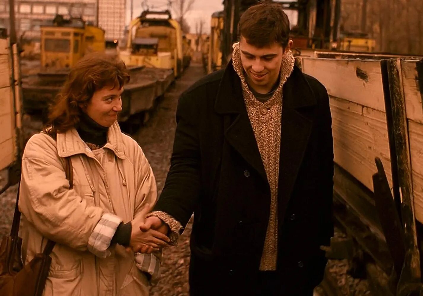Брат отрывок. Брат фильм 1997. сергей бодров 1997. фильм балабанова, брат 1.. бодров брат кадры.