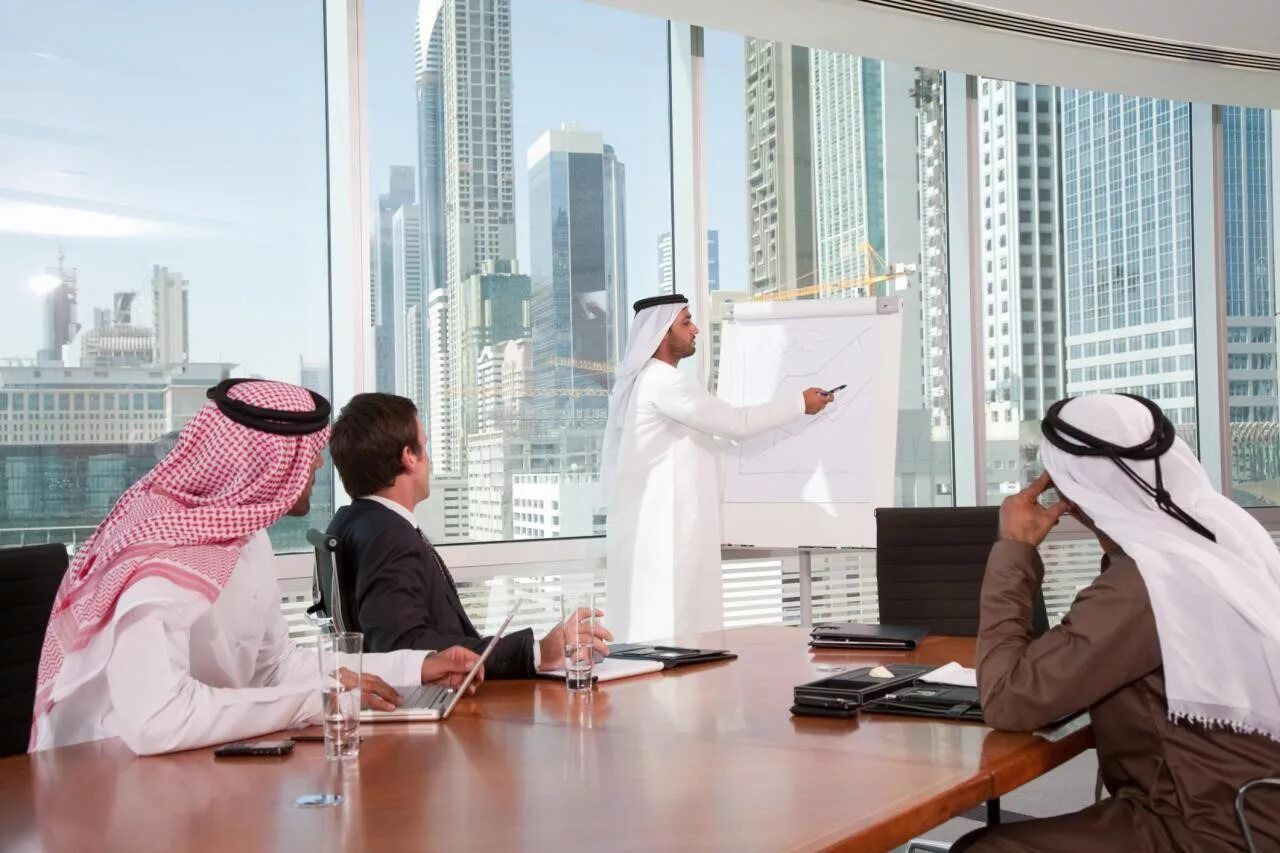Переговоры с арабами. Переговоры в ОАЭ. Арабские бизнесмены. Переговоры в арабских Эмиратах.