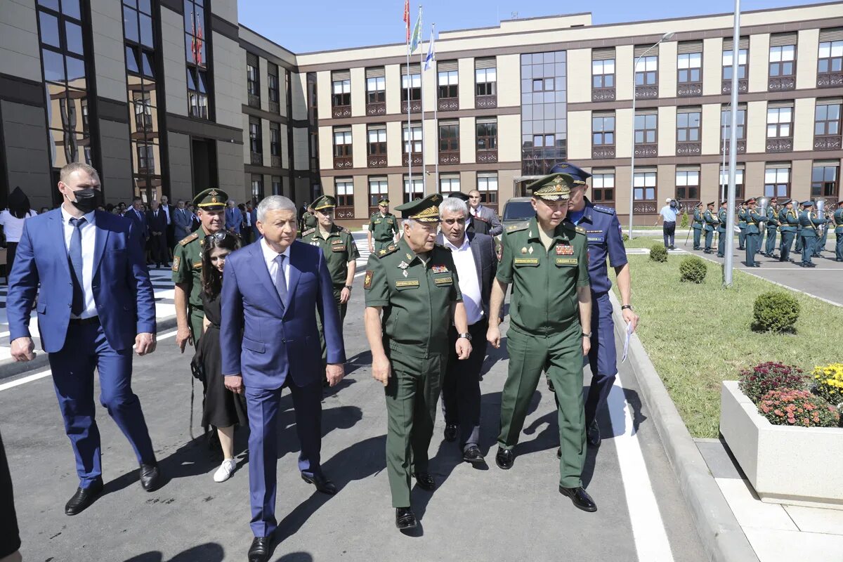 17 армейский корпус. Суворовское военное училище владикавказ. новые корпуса военного училища штеменко. квву им штеменко новая территория. штеменко училище новый корпус.