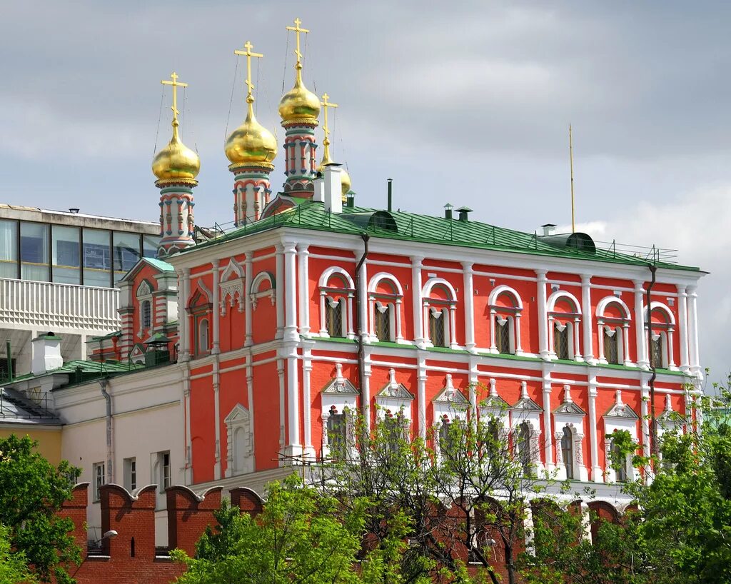 Потешный дворец. Потешный дворец (москва) кремль. теремной и потешный дворцы в кремле. теремной и потешный дворец московского кремля. потешный дворец (палаты милославского).