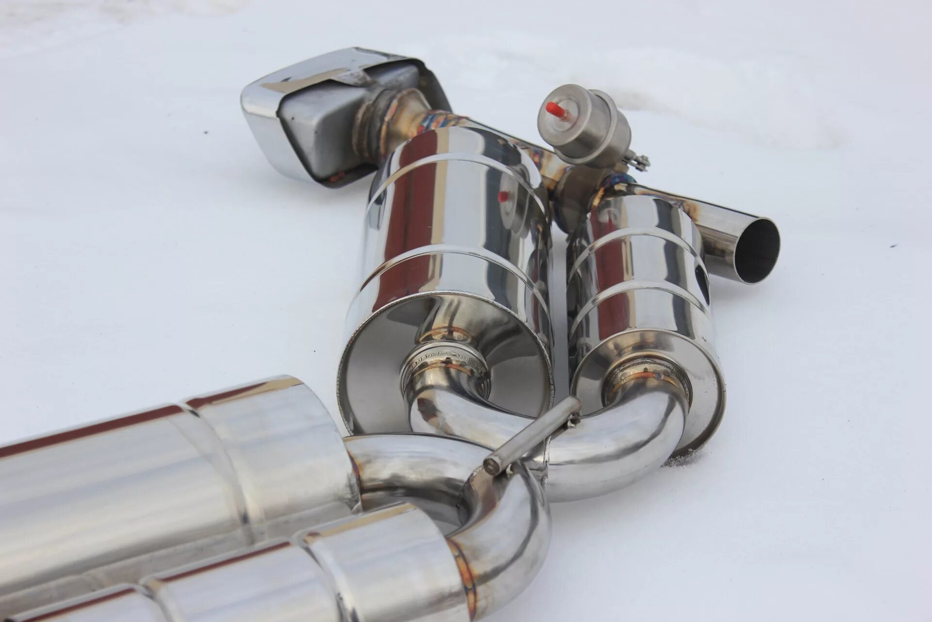 0 выхлоп. Управляемый выхлоп. Электро заслонка на выхлоп. Кастомный выхлоп нексус 200. Управляемый выхлоп.