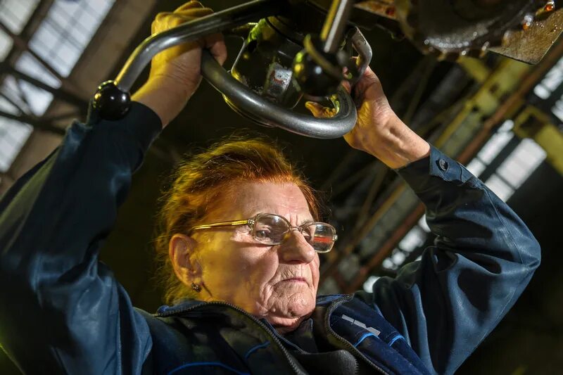 Люди труда. Люди труда г. Труд человека фото. Про людей труда. Про людей труда.