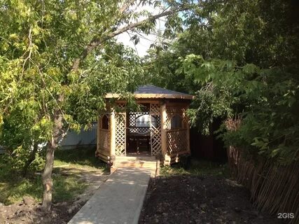 Улица источник