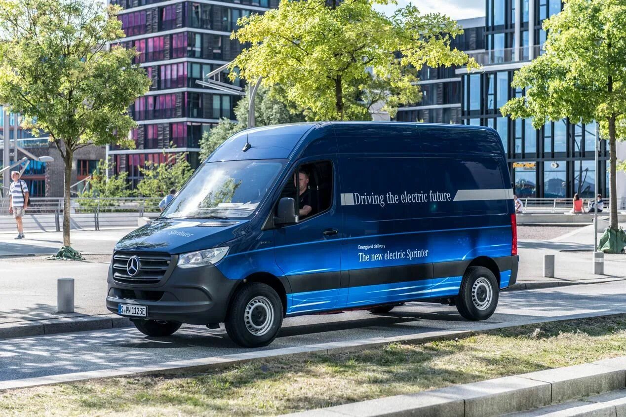 Мерседес Спринтер 2018. Мерседес Спринтер 2018 микроавтобус. Mercedes Benz Sprinter 2019. Мерседес Спринтер электро.