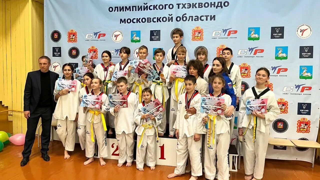 Лига тхэквондо. Открытая лига. Тхэквондо гтф соревнования 2022. Школа тхэквондо. Мастер спорта по тхэквондо.