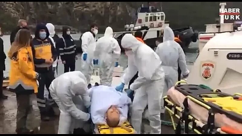 Потерпевшими бедствие экипажам поисково-спасательных самолётов. Фарватер севастополь 2012. Медал поисково спасательному парашютно десантной службы. Спасение экипажа. Спасение экипажа.