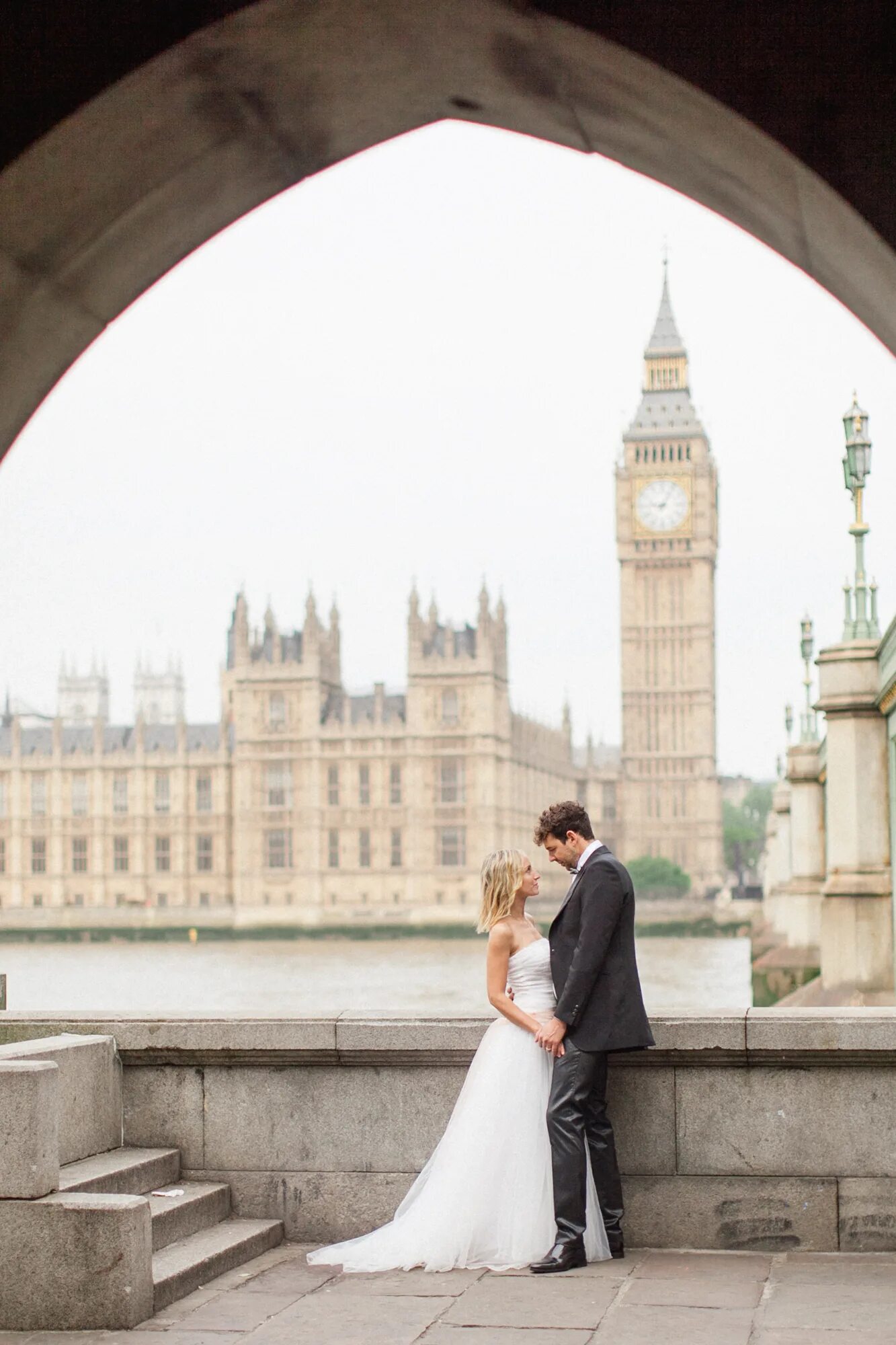 Свадьба в Лондоне. Свадебная фотосессия в стиле Англия. Фотосессия Лондон. Влюбленные в Лондоне.