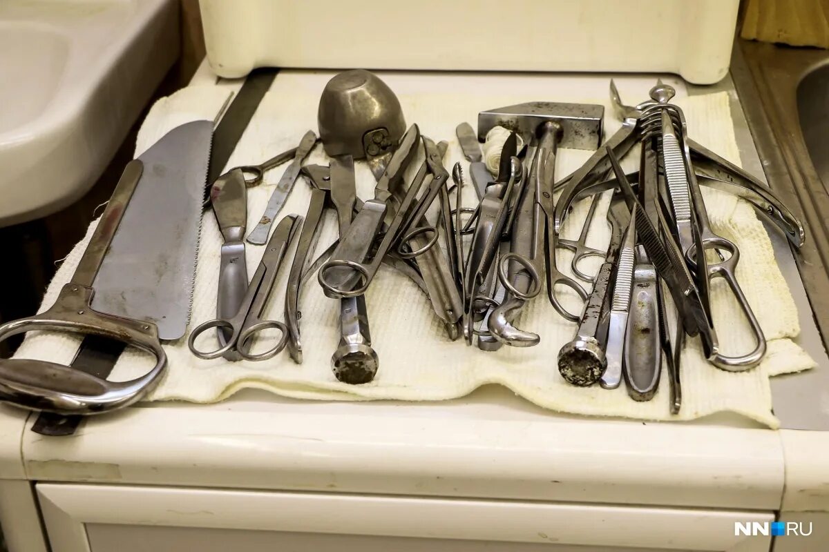 секционный набор судмедэксперта. набор секционный патологоанатомический (52 инструмента). набор секционный для вскрытия н-163. инструменты патологоанатома. шаплыгин хирургические инструменты.