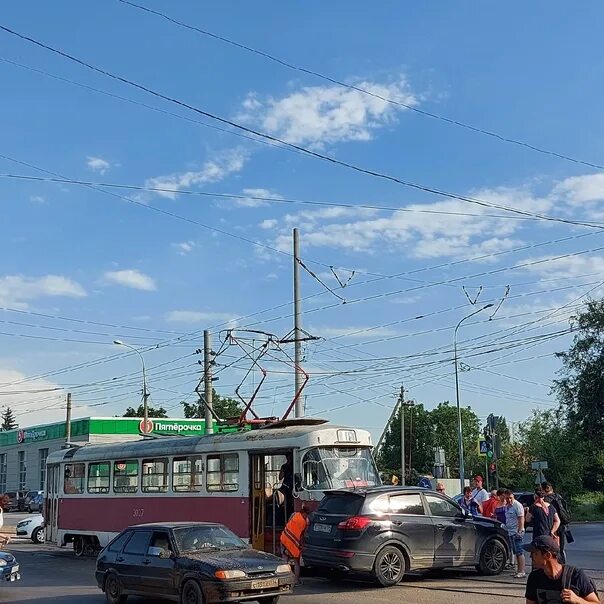 Подслушано волгоградская область в контакте. Подслушано Волгоград Красноармейский район. Волгоград Красноармейский район кафе на кольце трамвая в 2009 году.