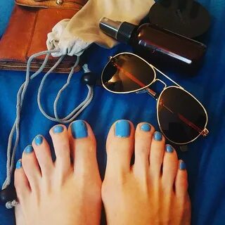 Olivia foot