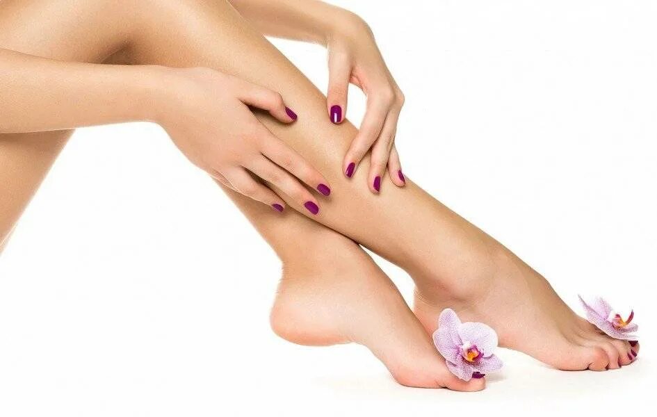 Фон для визитки педикюр. Маникюр и педикюр. Мастер маникюра и шугаринга. Ногти для шугаринга. Маникюр педикюр депиляция.