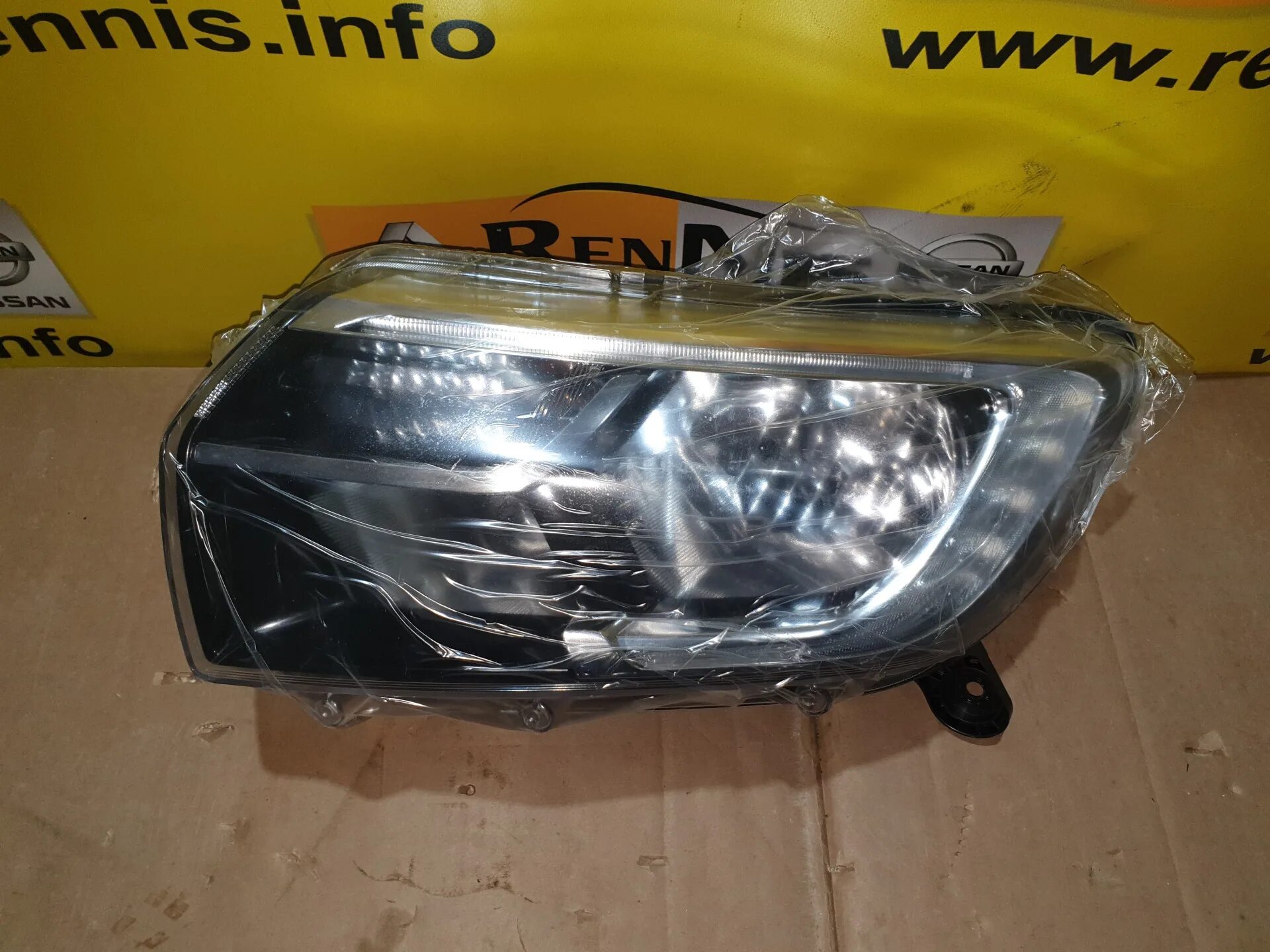 Фара логан 2015. Renault 260609154r фара левая. 260606078r. 260601719r.