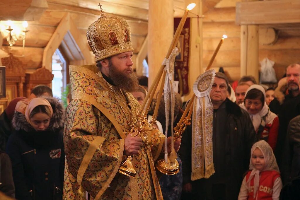 Церковь в люблино на ставропольской. Храм андрея первозванного в люблино расписание богослужений. Храм татианы римской в люблино духовенство. Храм андрея стратилата в люблино расписание богослужений. Храм андрея люблино расписание.