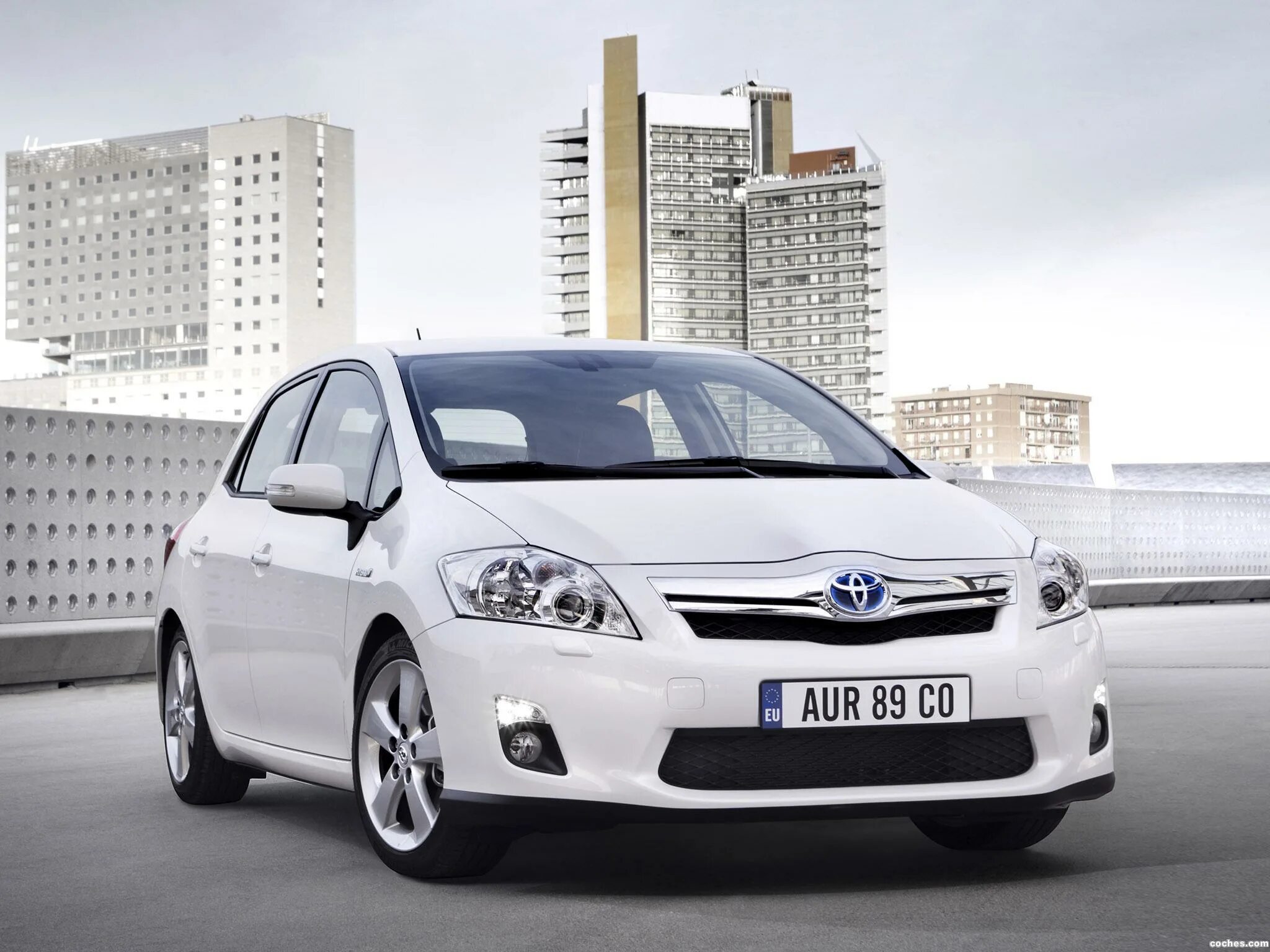 Toyota Auris 1 поколение. Toyota Auris, 1.6 Media. Отзывы Тойота аурис 1.6. Тойота Аури картинка рас. Toyota auris 1.6