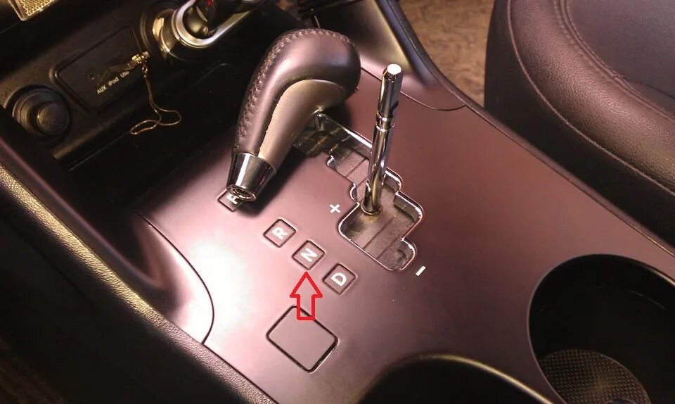 No 55 - замена ручки КПП, часть 2 - Hyundai ix35, 2 л, 2014 года аксессуары DRIV