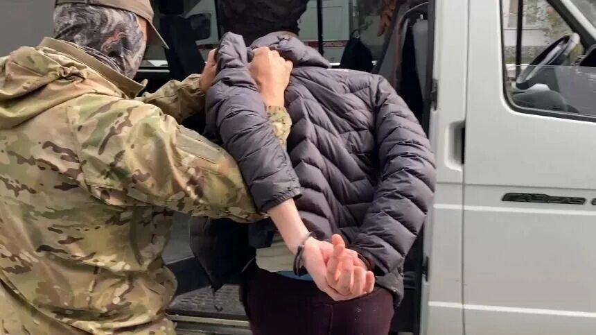 В белгороде задержали диверсантов. Сбу задержание диверсантов. Задержали дрг. В белгороде задержали диверсантов. Поимка украинских диверсантов.