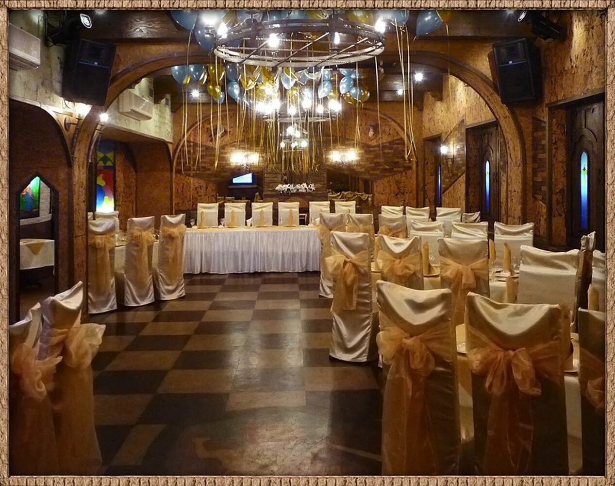 кафе камелот адрес. кафе камелот анапа. камелот ресторан махачкала. камелот ресторан чалтырь. кафе камелот курган.