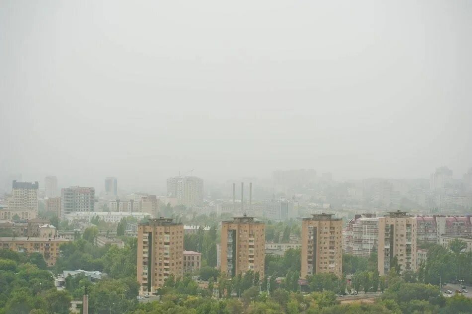 Пылевая буря волжский. Бури в волгограде 31 августа 2024. Ураган в волгограде. Волгоград фото. Бури в волгограде 31 августа 2024.