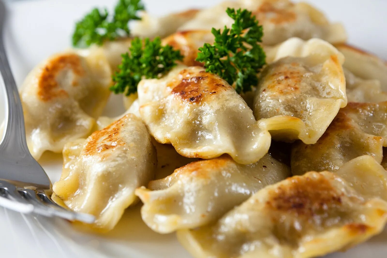 Вареники с грибами и луком рецепт. Польские вареники (pierogi). Шурубарки Кубанские. Польские пироги pierogi. Вареники с картошкой.