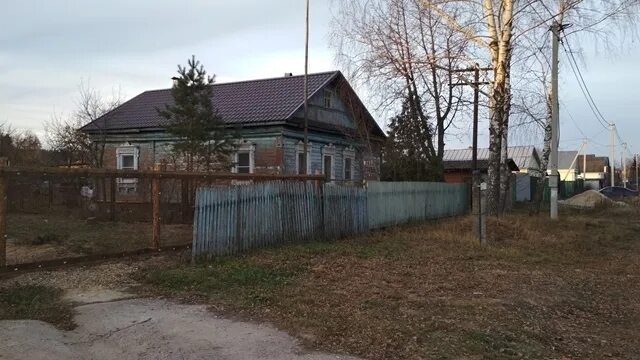 Деревня бережки. Погода в бережках лен. Малые бережки на истринском водохранилище. Деревня петриченко. Пейзаж пасмурно.