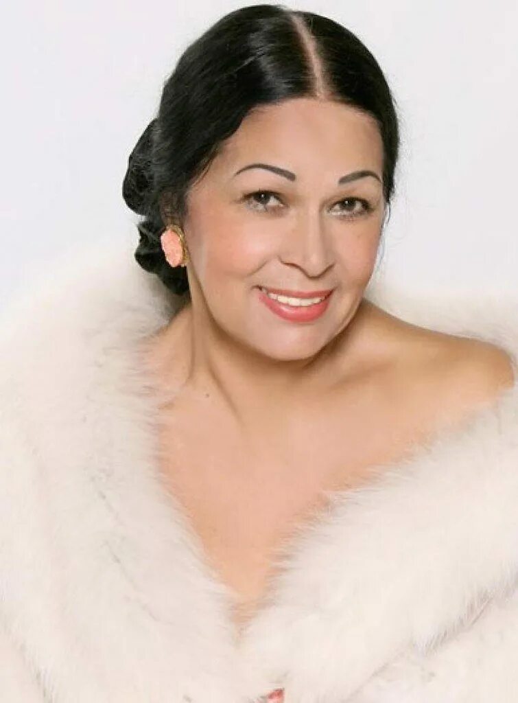 Екатерина жемчужная 2022. Жемчужная актриса цыганка. Жемчужная екатерина андреевна. Екатерина жемчужная ромэн. Екатерина жемчужная цыганка.