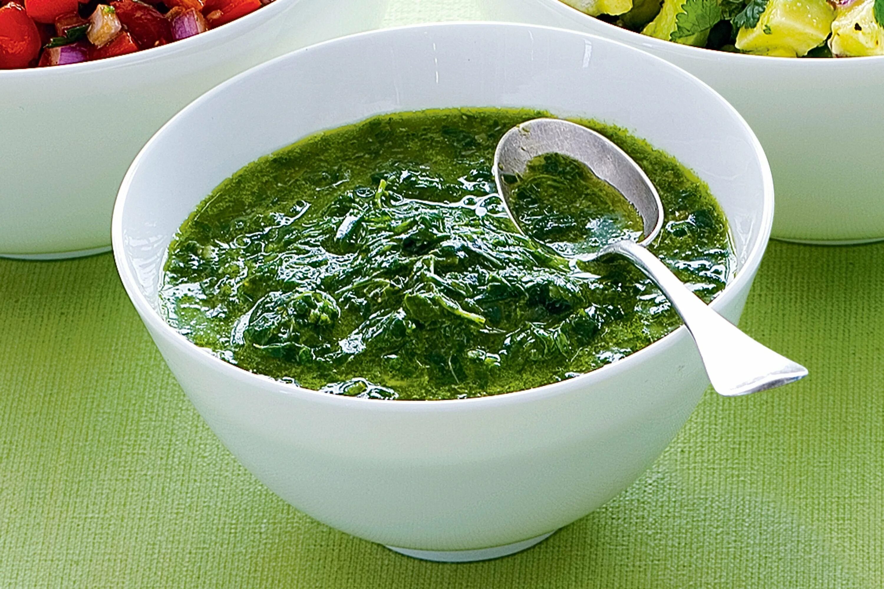 Зеленый соус (сальса-Верде). Соус Salsa Verde. Соус сальса песто. Зеленая сальса.