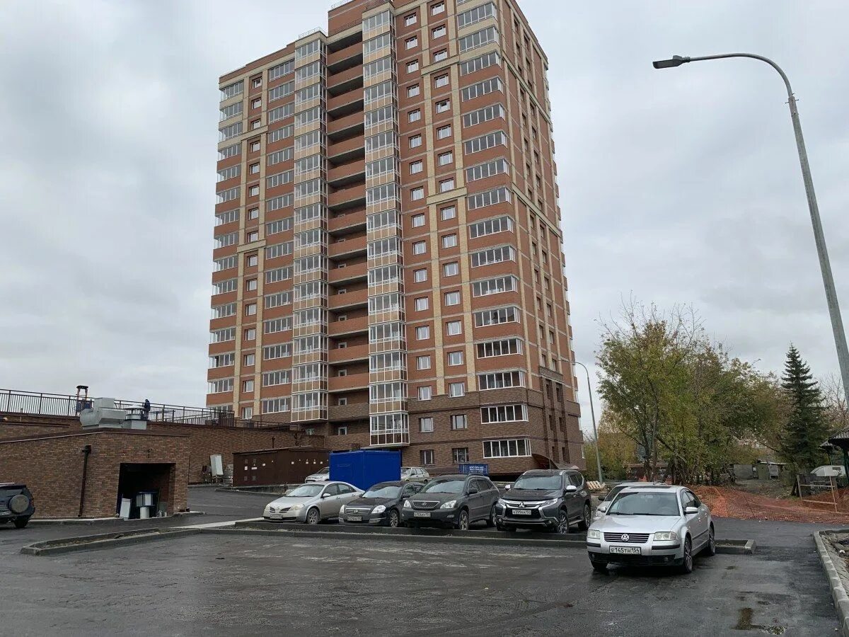 Героев революции 72