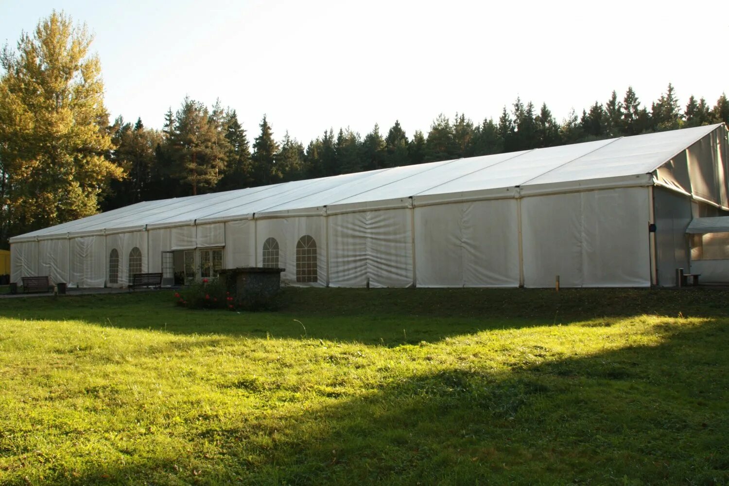 Тентовые конструкции. Pavillions виллу пхукет. Тейлор город в сша фото. Deluxe family room. Шатер скандинавия.