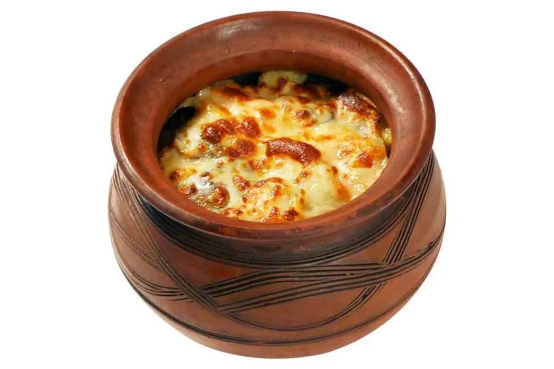 мясо в горшочках. мясо в горшочках. мясо с овощами в горшочках. жаркое в горшочках с сыром. выпекать в горшочках.