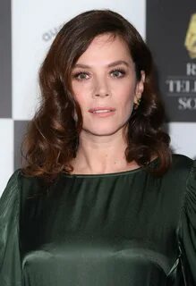 Anna Friel Joins Kelsey Grammer In 'Charming the Hearts of Men' .