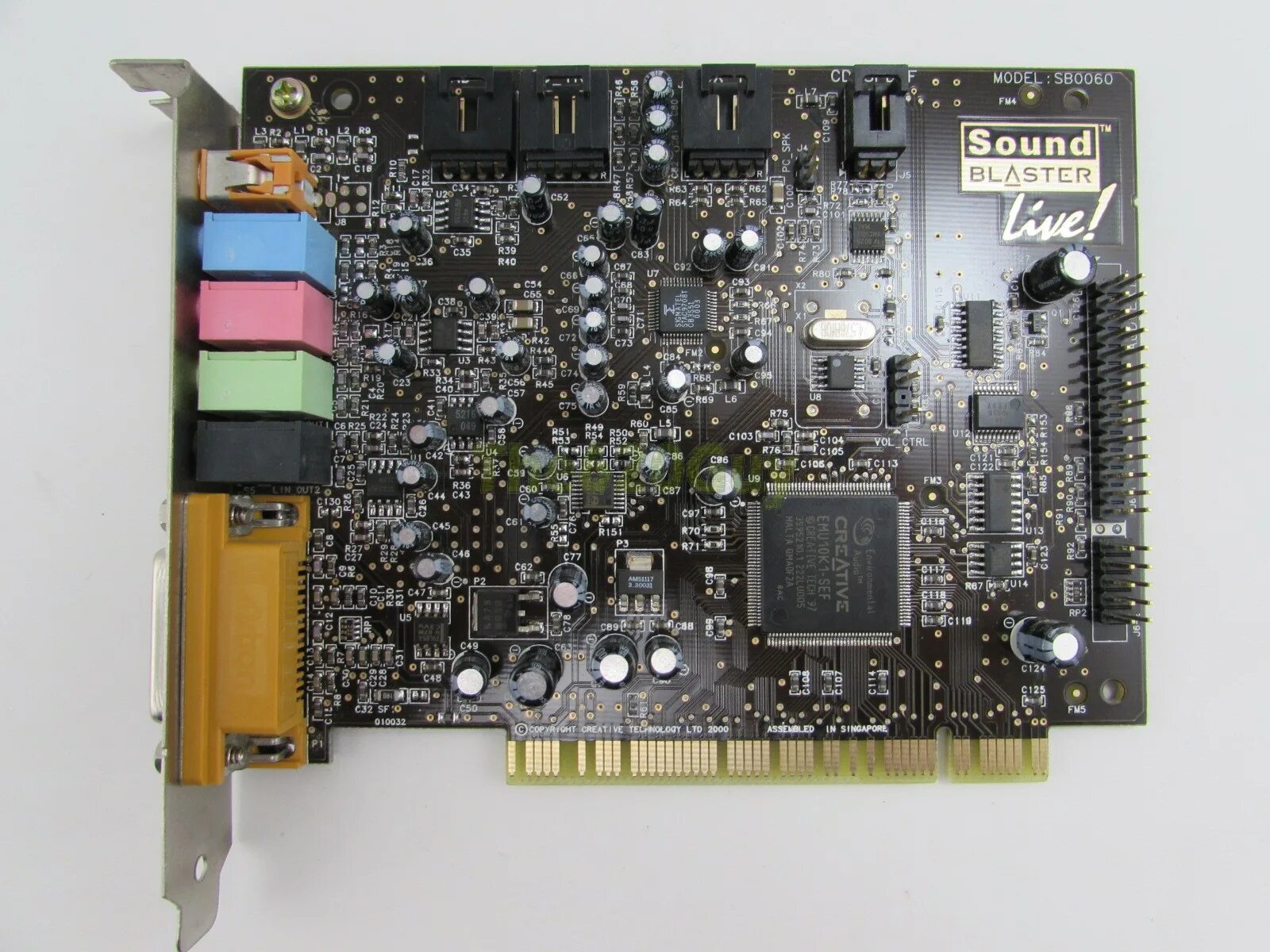 Sound blaster studio для ноутбука. Creative sb live! 5.1. sound blaster live 5.1. звуковая карта creative sound blaster live 5.1. sound blaster 5.1 live диск.