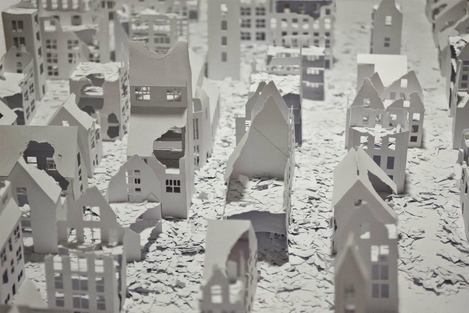 Город из бумаги. Город из картона. Объемный город. Моделирование города из бумаги.
