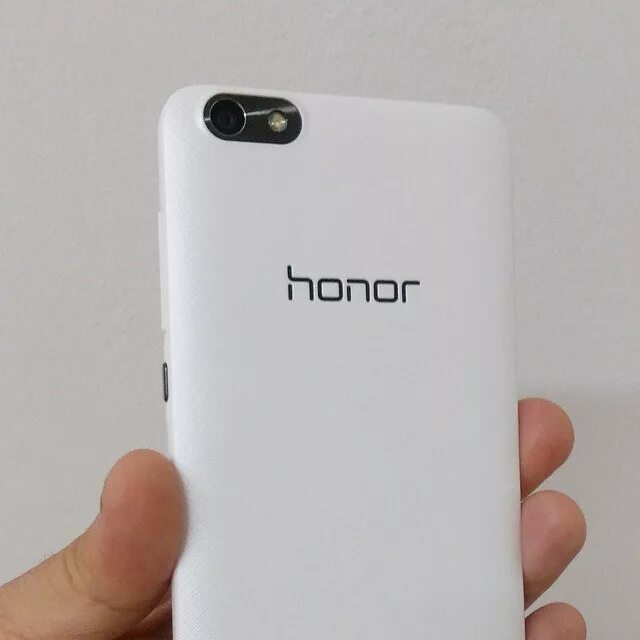 Хонор стал черно белым. Huawei Honor 4x. Huawei Honor 4x белый. Хонор 4. Хонор 4с коробка.