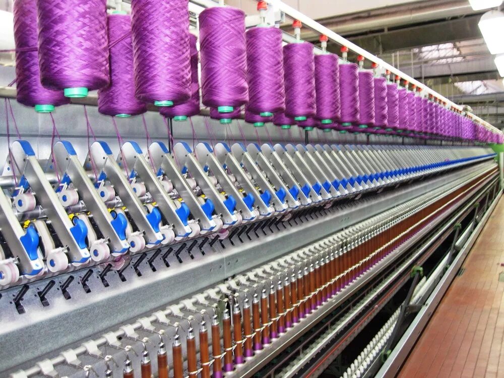 Фабрика нитки. Текстильная промышленность. Текстильное производство. Текстильное промвшленость. Производство ткани.