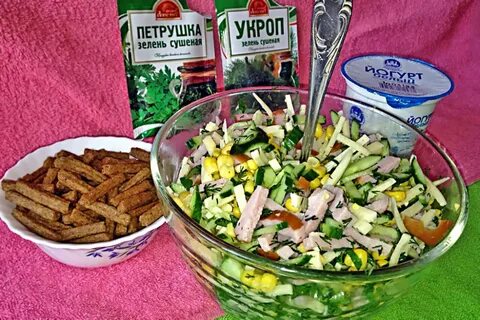 Салат с кириешками без