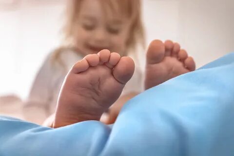 Children feet video
