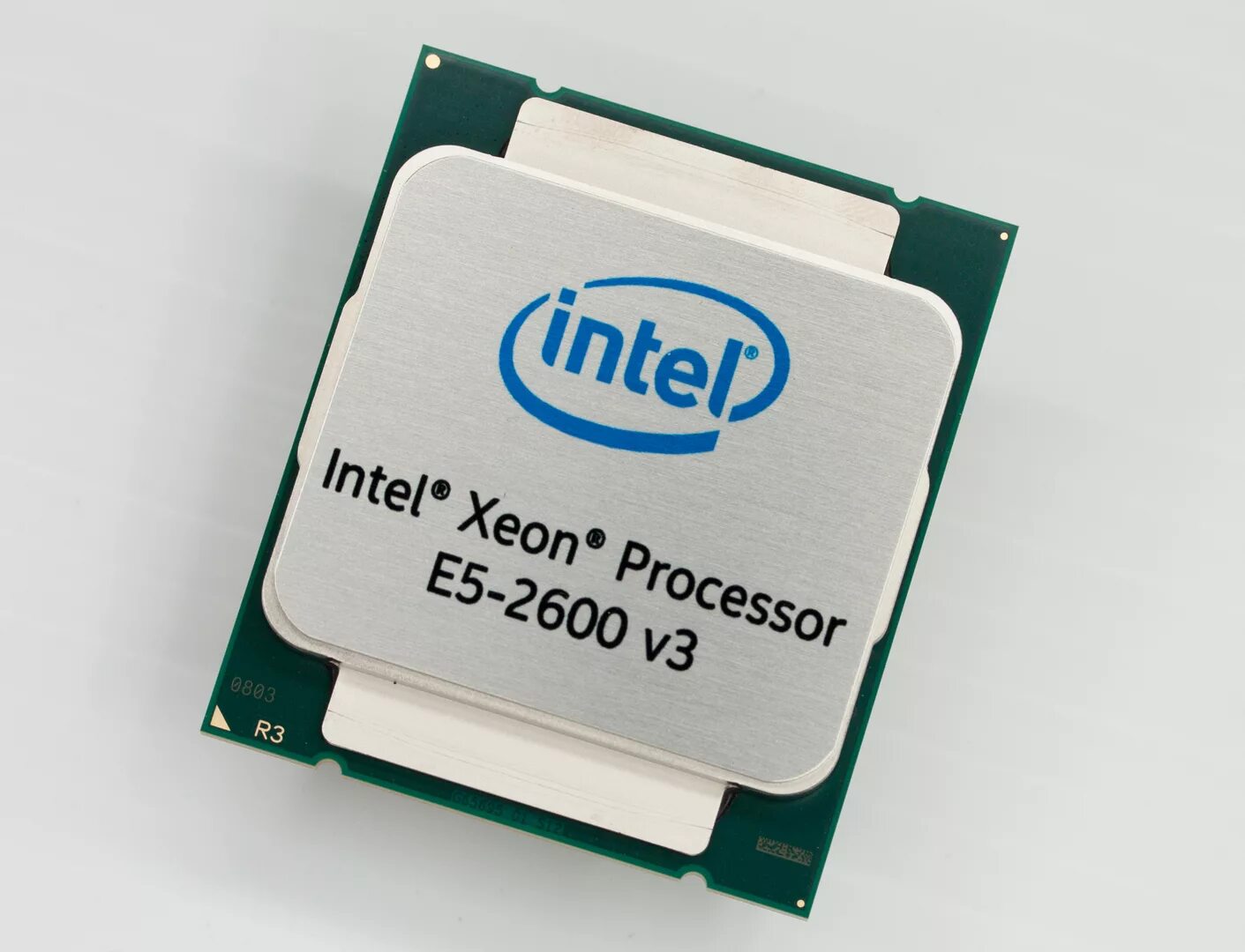 Intel xeon e3 v5. Процессор dell xeon e5-2620v4. процессор intel xeon e5-2698v3 haswell-ep. процессор intel xeon e5-1680v3 haswell-ep. intel xeon e5-2697 v3 lga2011-3, 14 x 2600 мгц.