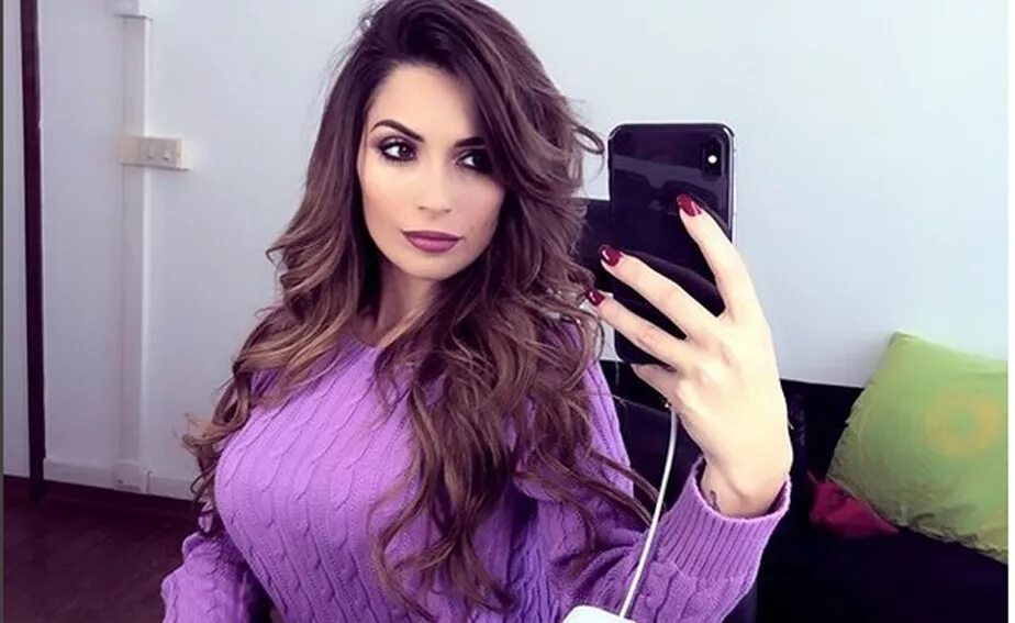 Eliza macari фотомодель. Макари вечные актриса. Алессия макари горячие. Алессия квинтини. Соня макари.