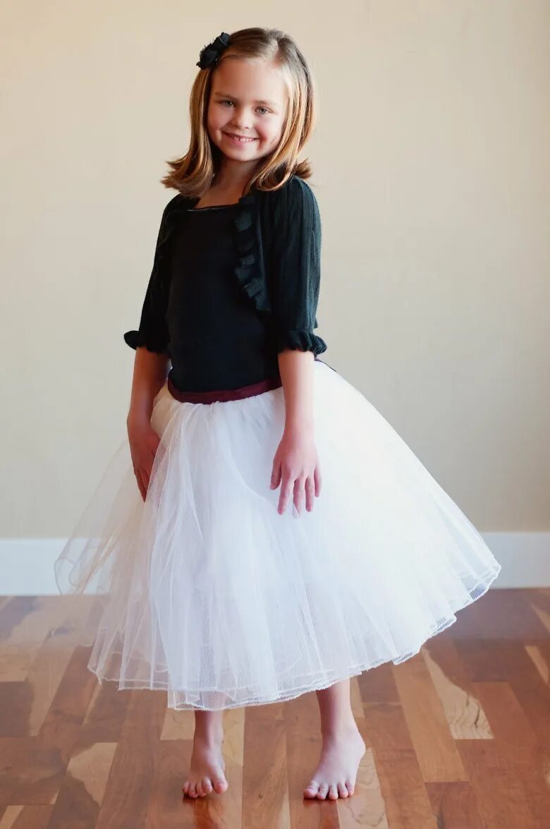 Фатиновая юбка Гулливер. Белая фатиновая юбка для девочки. Пышные юбки для детей. Белая пышная юбка для девочки. Детские пышные юбки