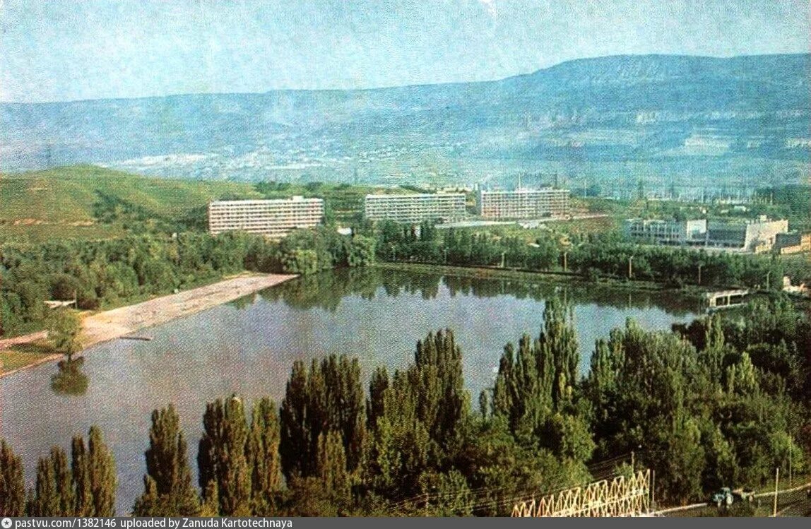 Новое старое озеро кисловодск фото Городское озеро, сюжет Россия Ставропольский край Кисловодск - ЭтоРетро.ru с