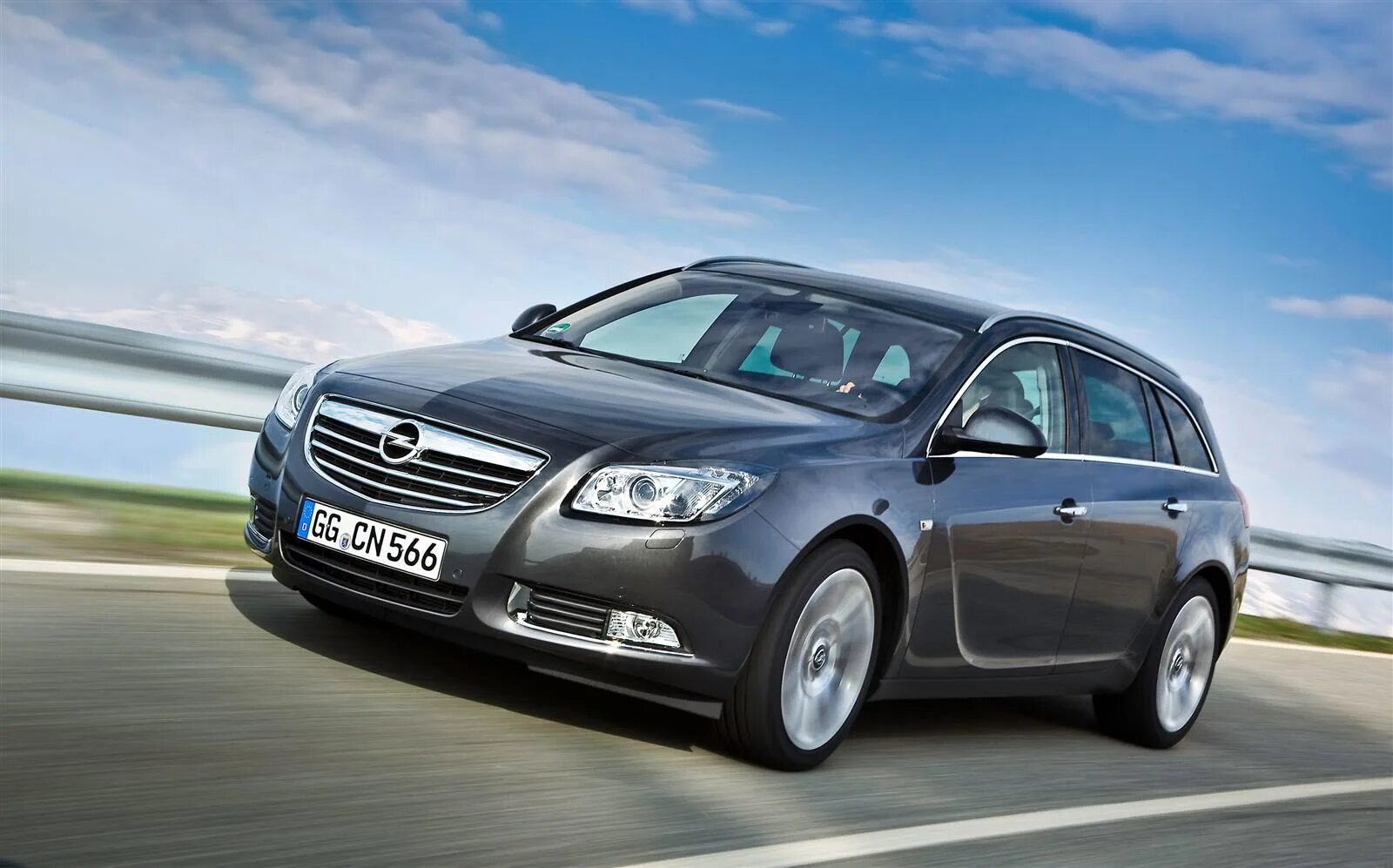 Opel ii. Опель Инсигния универсал 2010. Opel Insignia 2010 универсал. Opel Insignia 2015. Опель Инсигния универсал турбо.