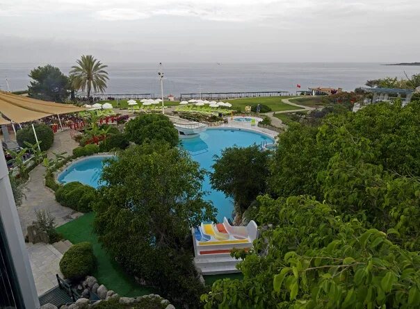 Areas dreams. Areas dreams. Holiday area eco dream club sea resort кемер турция. Арес отель кемер 4. Areas dreams.