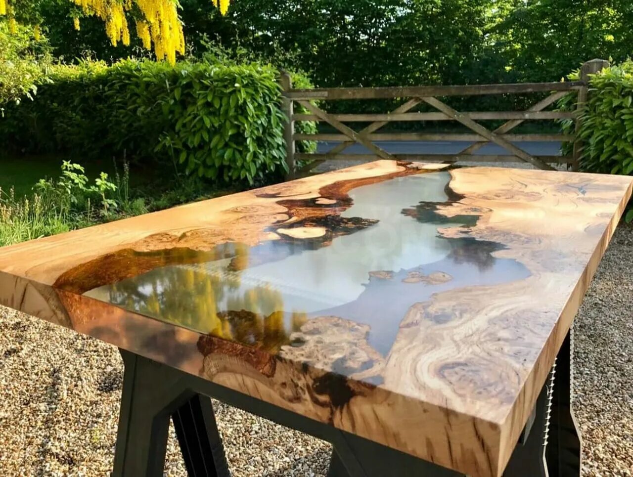 Epoxy Resin столешница. Стол из Икеи с эпоксидной смолой. Epoxy Resin Table. Столешница из эпоксидной смолы.