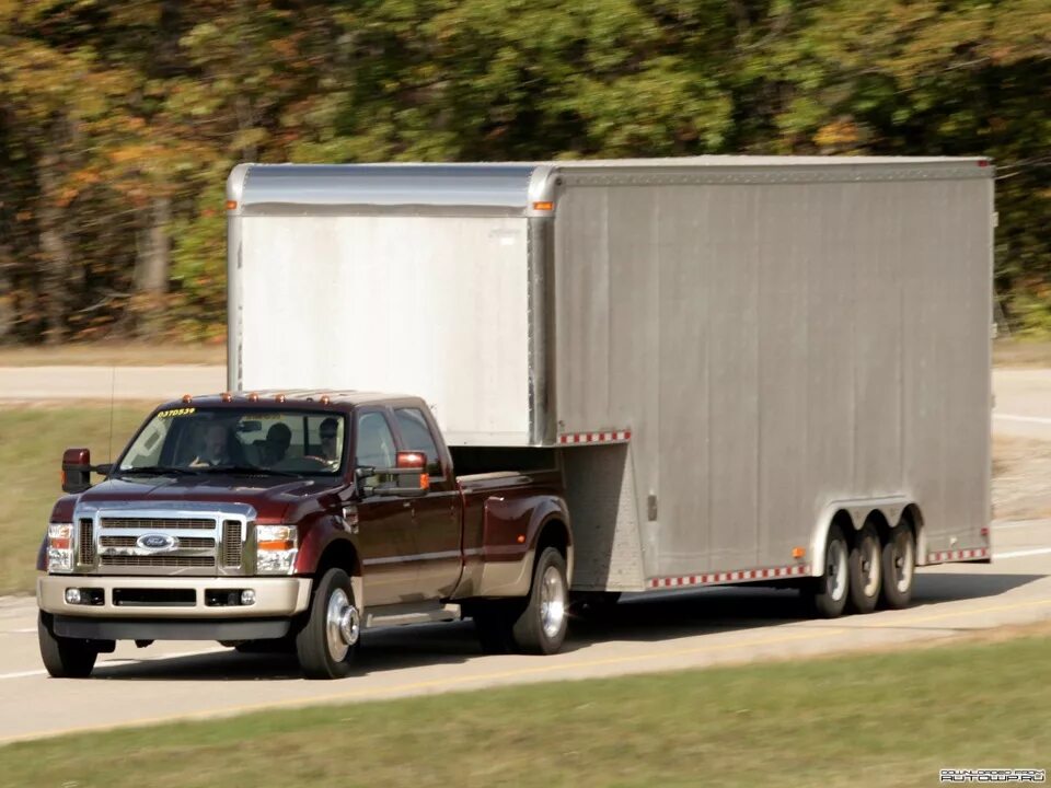 Ford f450 super Duty 2007. Форд ф 450. Форд f450 фургон. Форд ф 450 с прицепом.