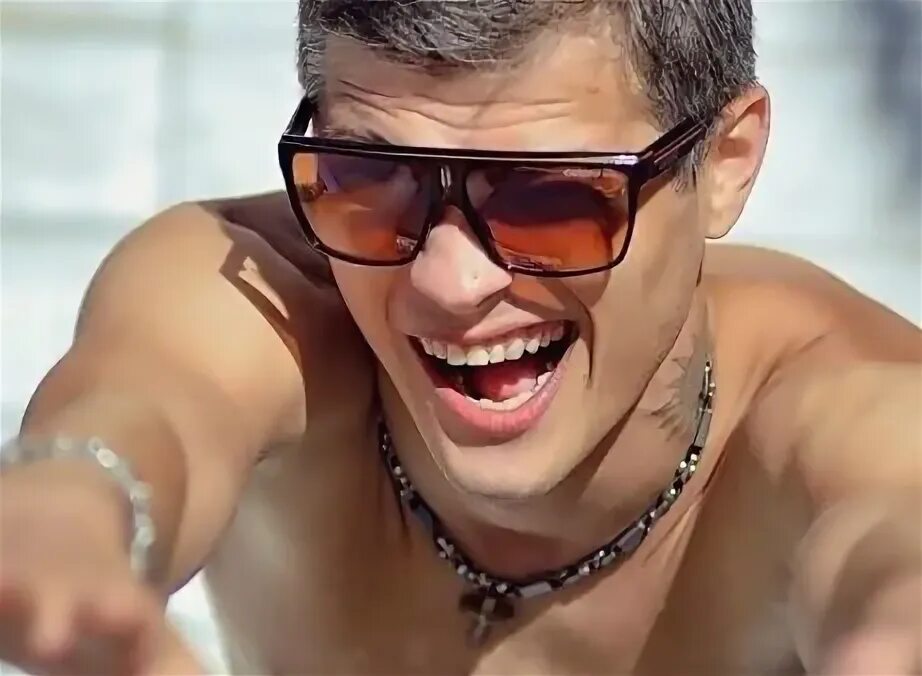 Алексис бека бека футболист. Бека мал. Алексис бека бека. Кто играет в манчестер юнайтед. Маркано футболист рубин.