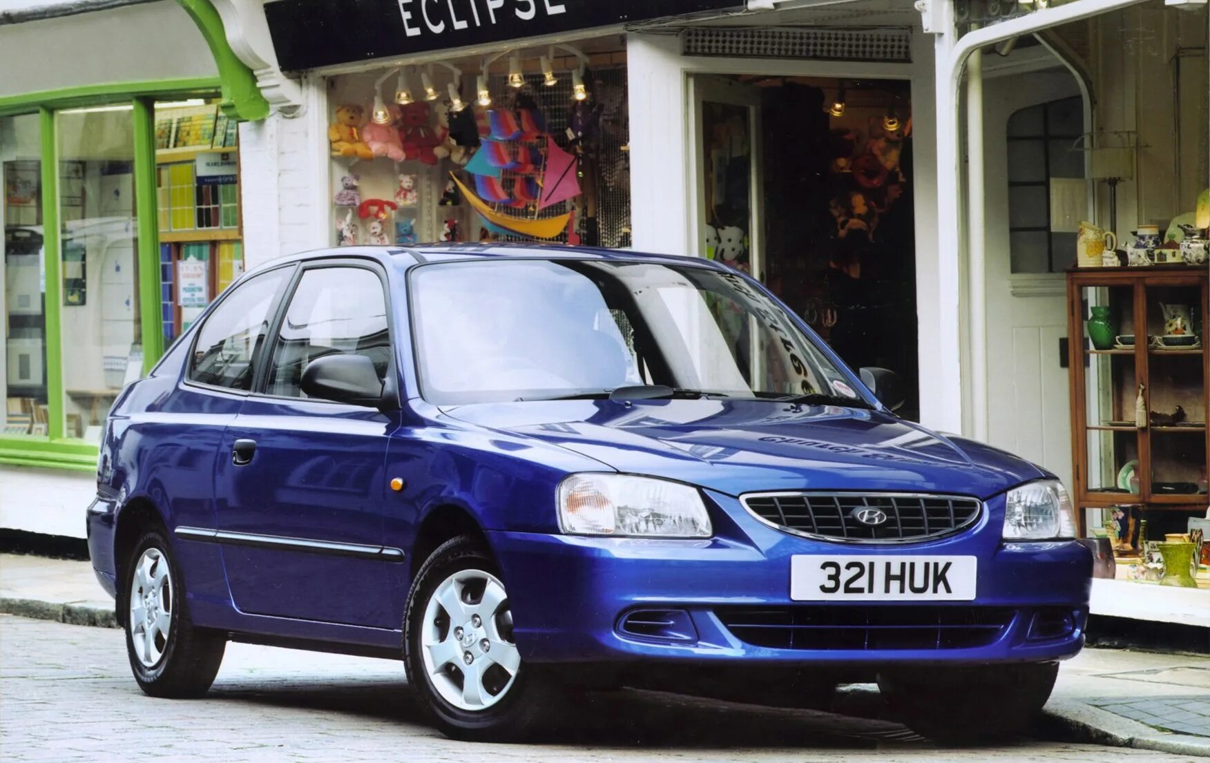 Акцент купить новую. Hyundai Accent Hatchback. Hyundai Accent 2. Hyundai Accent 2000. Hyundai Accent II 2000.