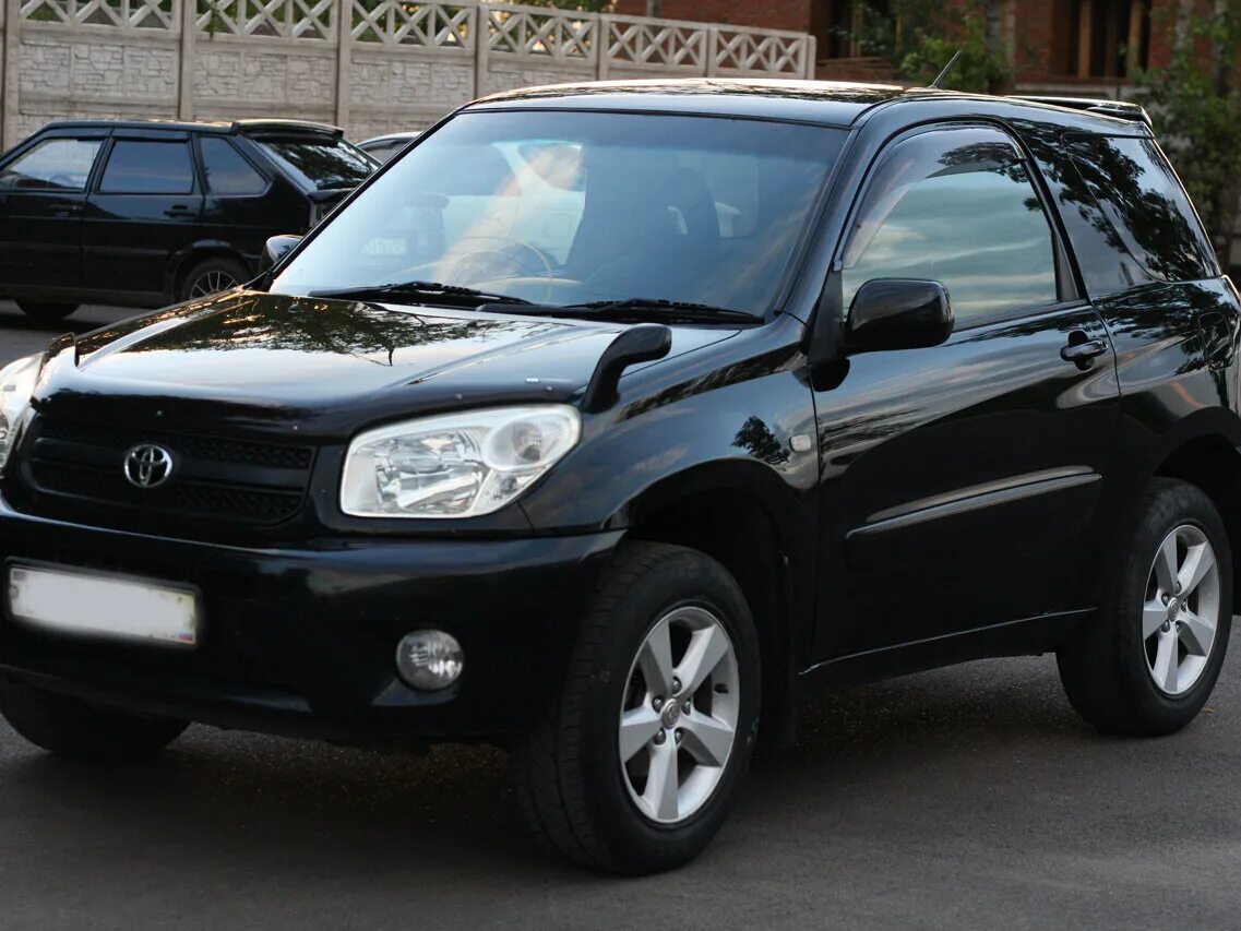 Toyota rav4 2003. Тойота рав 4 2003 черный. Toyota rav4 2003 трехдверный. Тойота рав 4 трехдверная 2003. Тойота рав с пробегом в россии