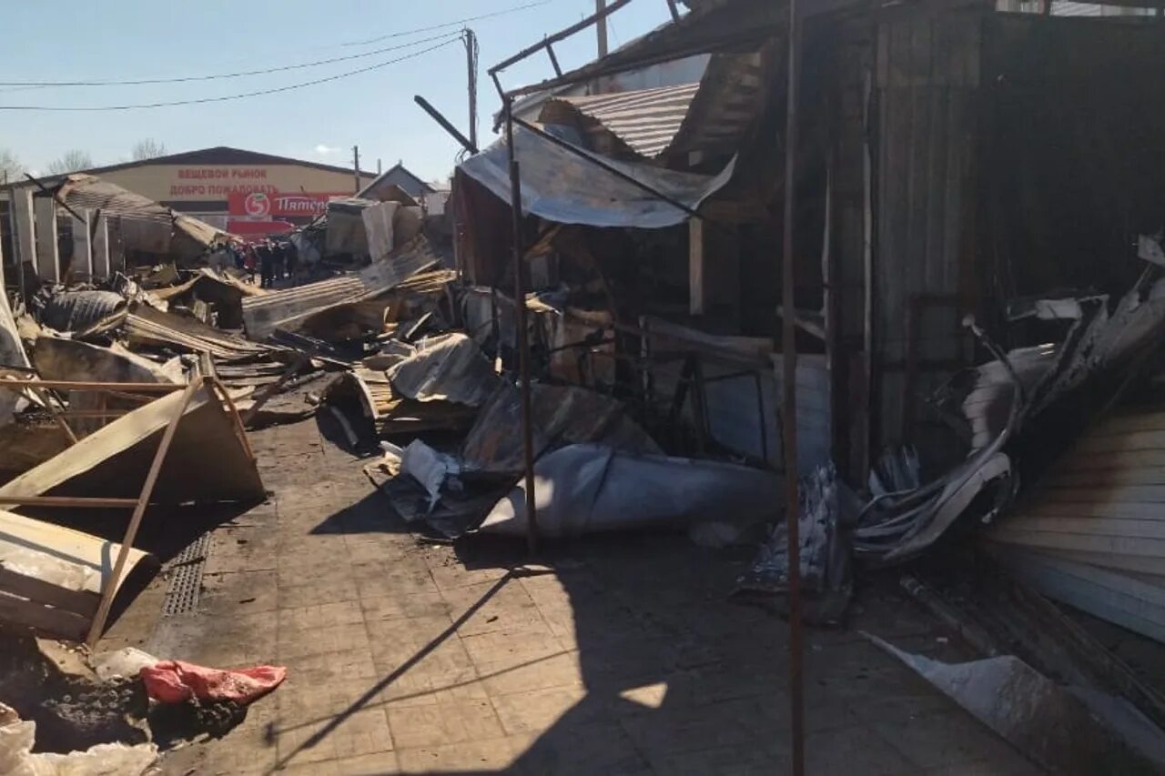 Рынок после пожара. Пожар в Урюпинске. Урюпинский рынок пожар. Взрыв газа. Пожар в Урюпинске Волгоградская область.