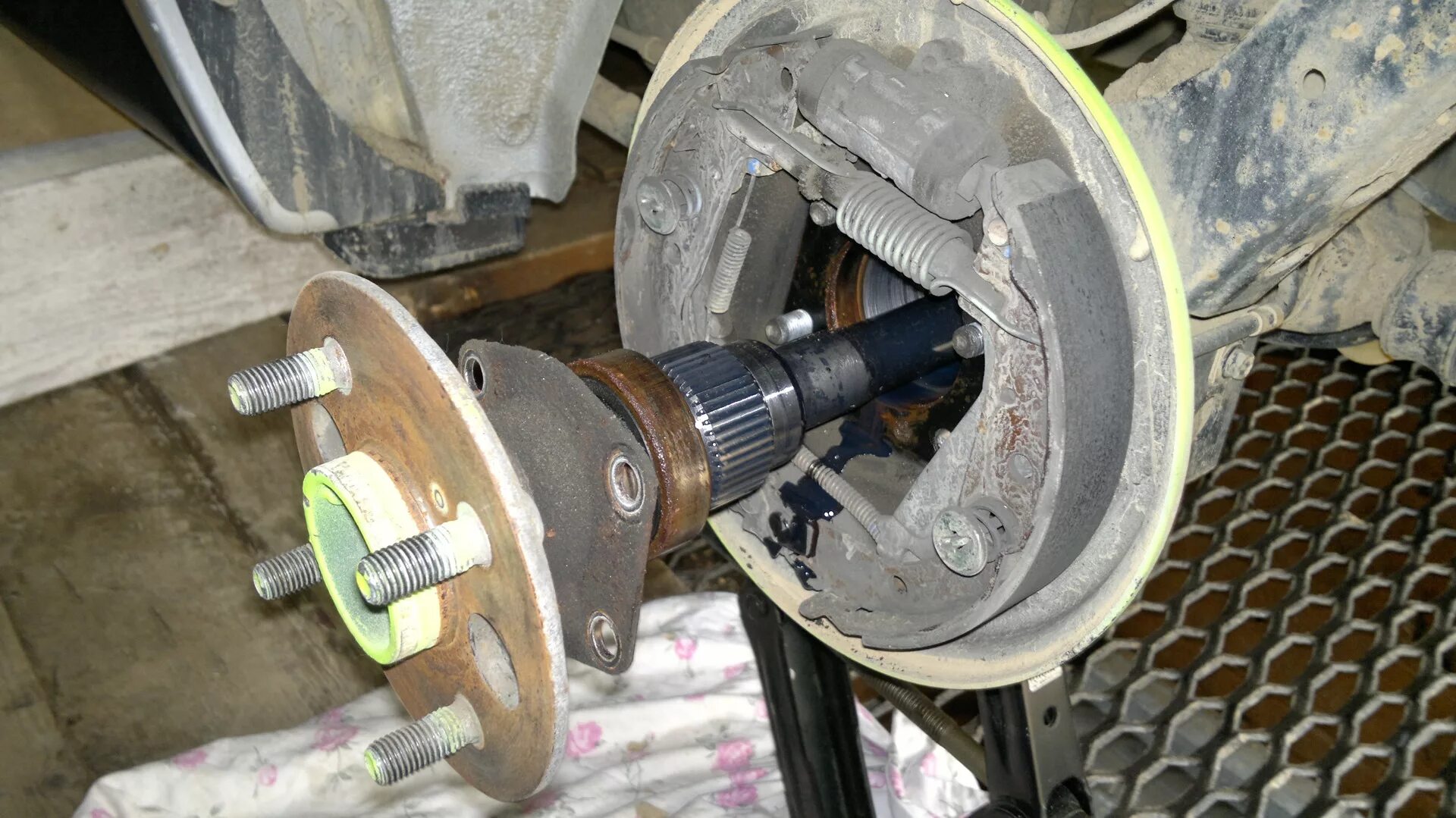 Как снять полуось тойота 4351728030 Шестерня датчика ABS TOYOTA LEXUS Запчасти на DRIVE2